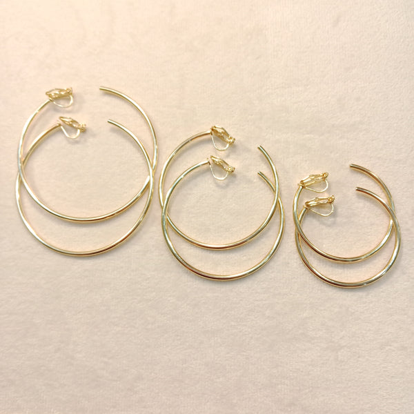 Small Hoop Golden Earrings